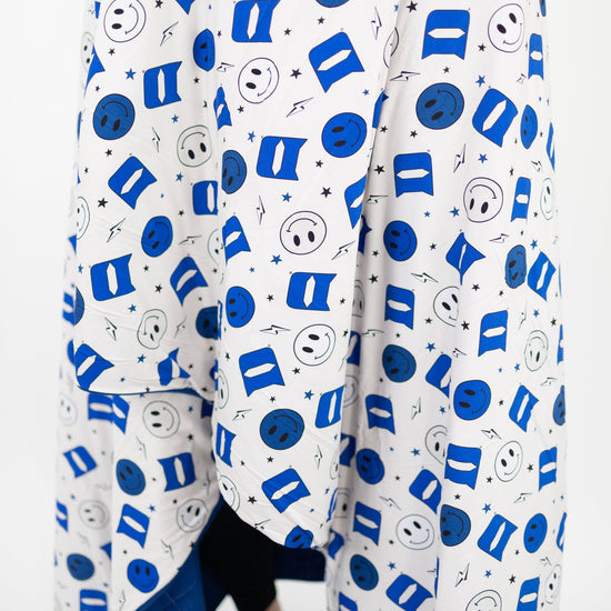 Duke University® Blue Smiley Quilted Blanket - Monkeeroos