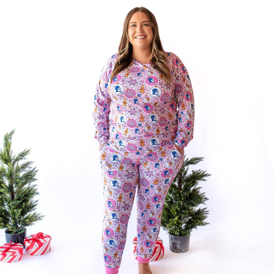 Duke University® Christmas Women's Long Sleeve Shirt - Pink - Monkeeroos