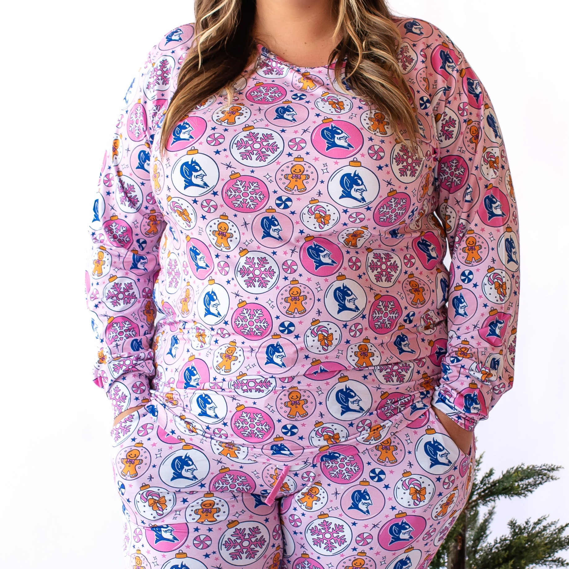 Duke University® Christmas Women's Long Sleeve Shirt - Pink - Monkeeroos