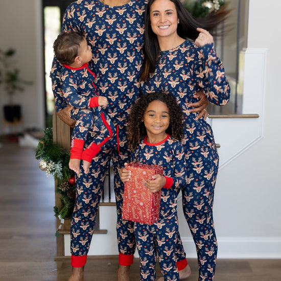 S, XXXL Reindeer Games Unisex Adult Jogger Set - Monkeeroos
